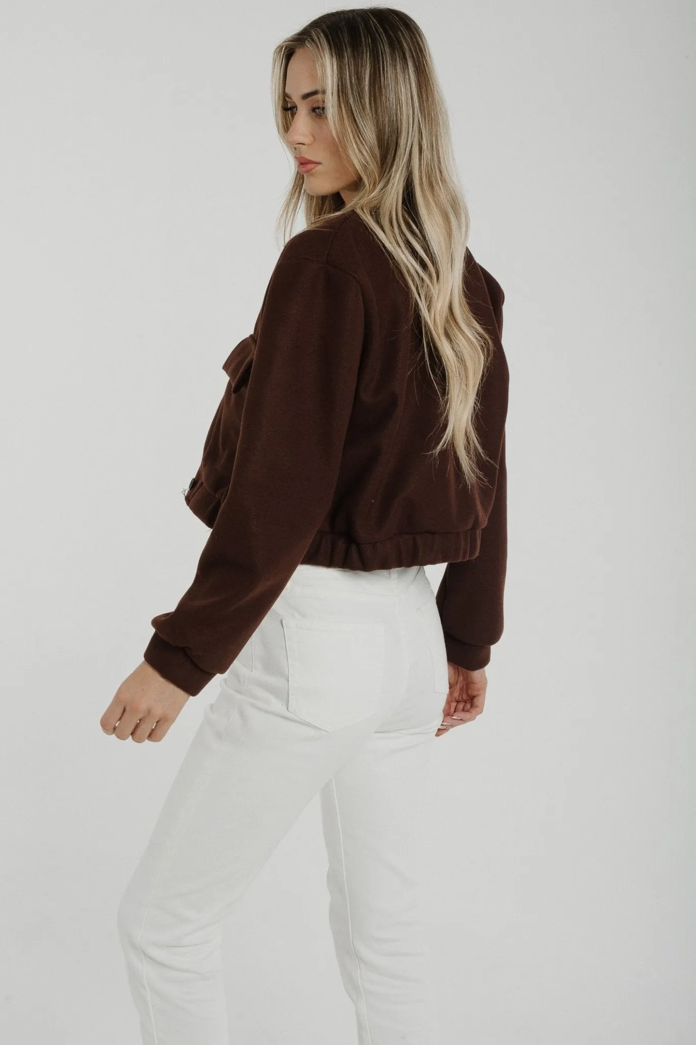 Aria Cropped Jacket In Chocolate