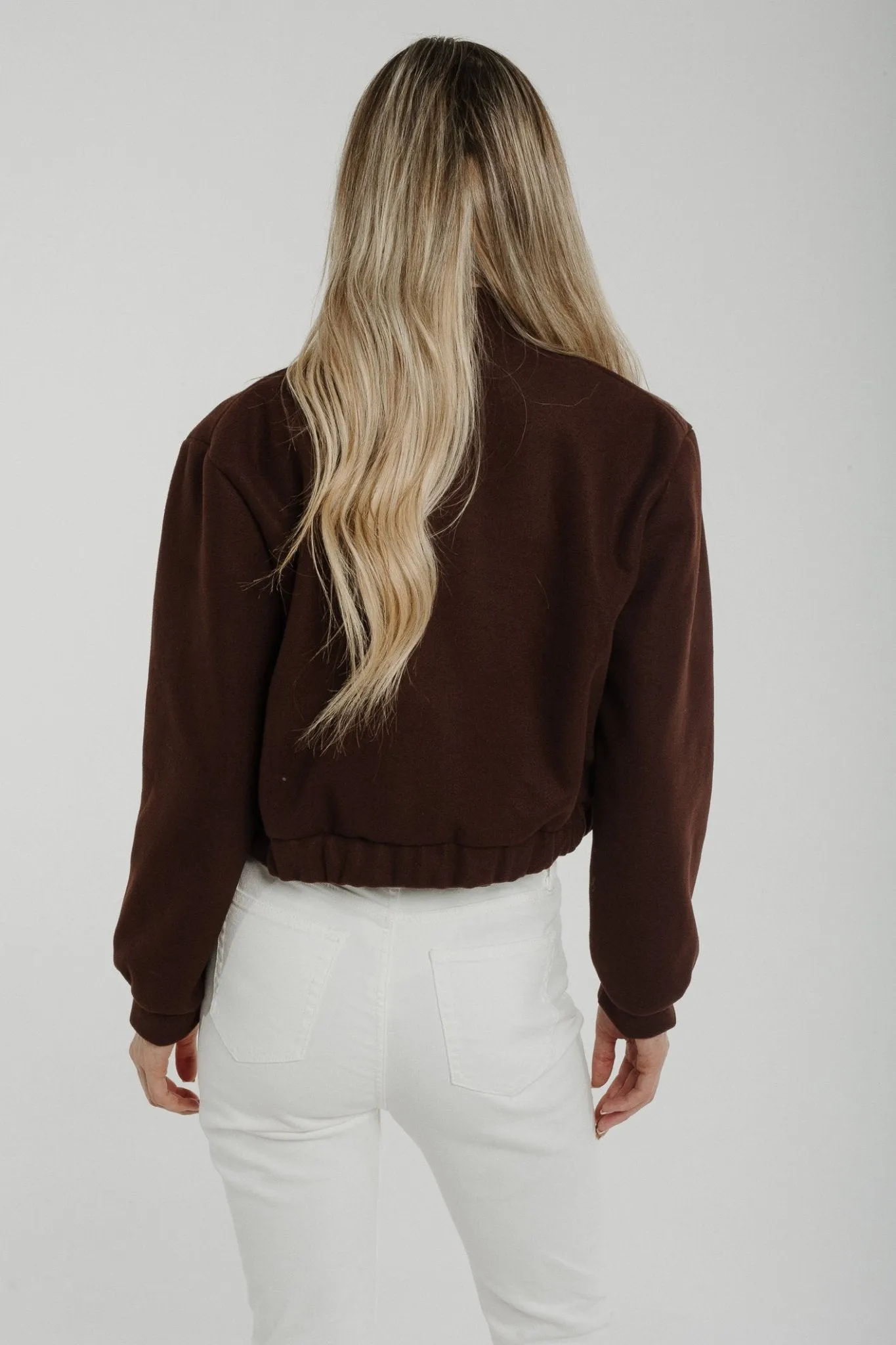 Aria Cropped Jacket In Chocolate