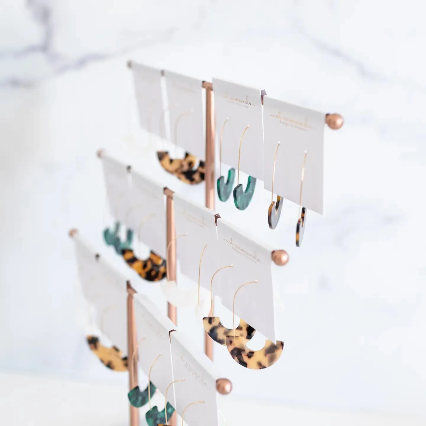 Blonde Tortoise Minimalist Threader Earrings