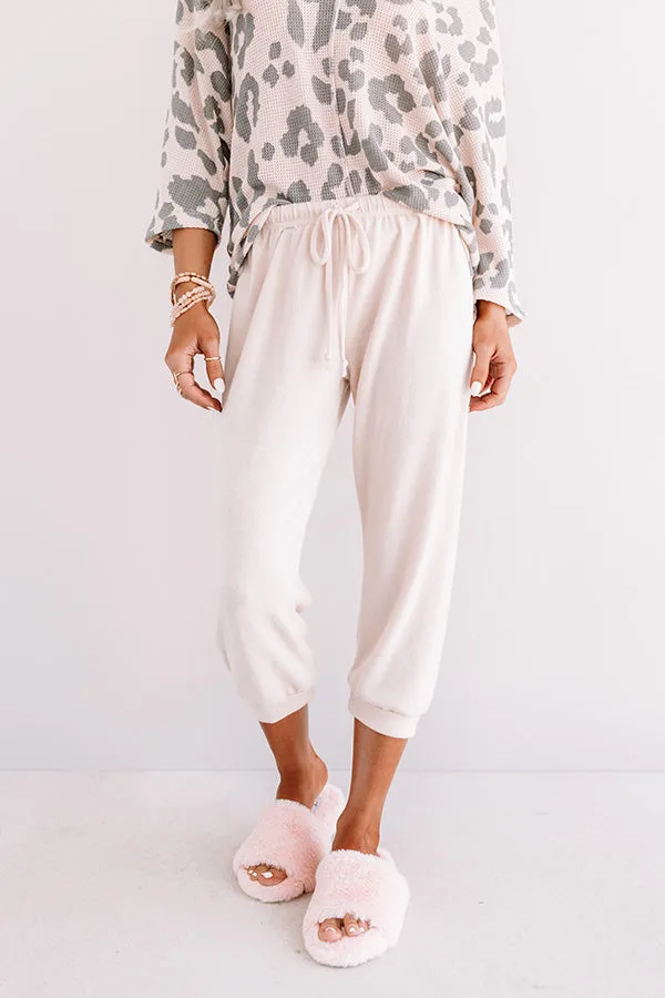 Casa Casual Joggers In Cream