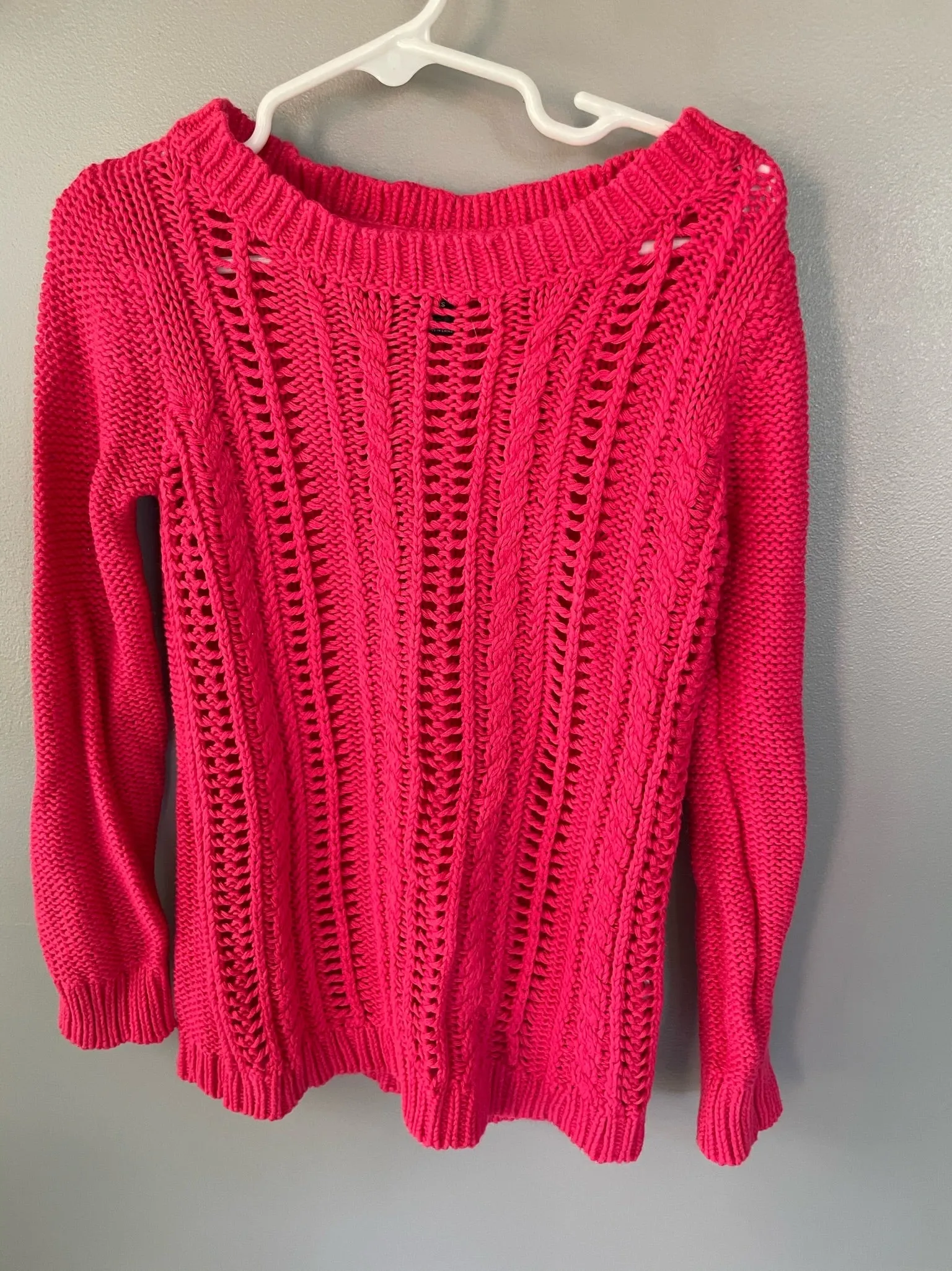 Girls Gap Kids XS Size 4/5 Bright Pink Cable Knit Long Sleeve Sweater 100% Cotton