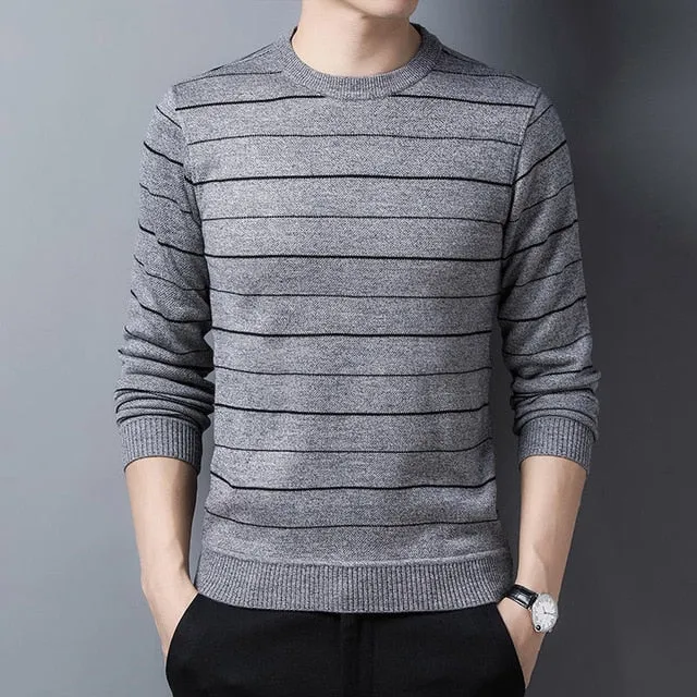 Horizontal Line Decorated Casual Knitted Sweater