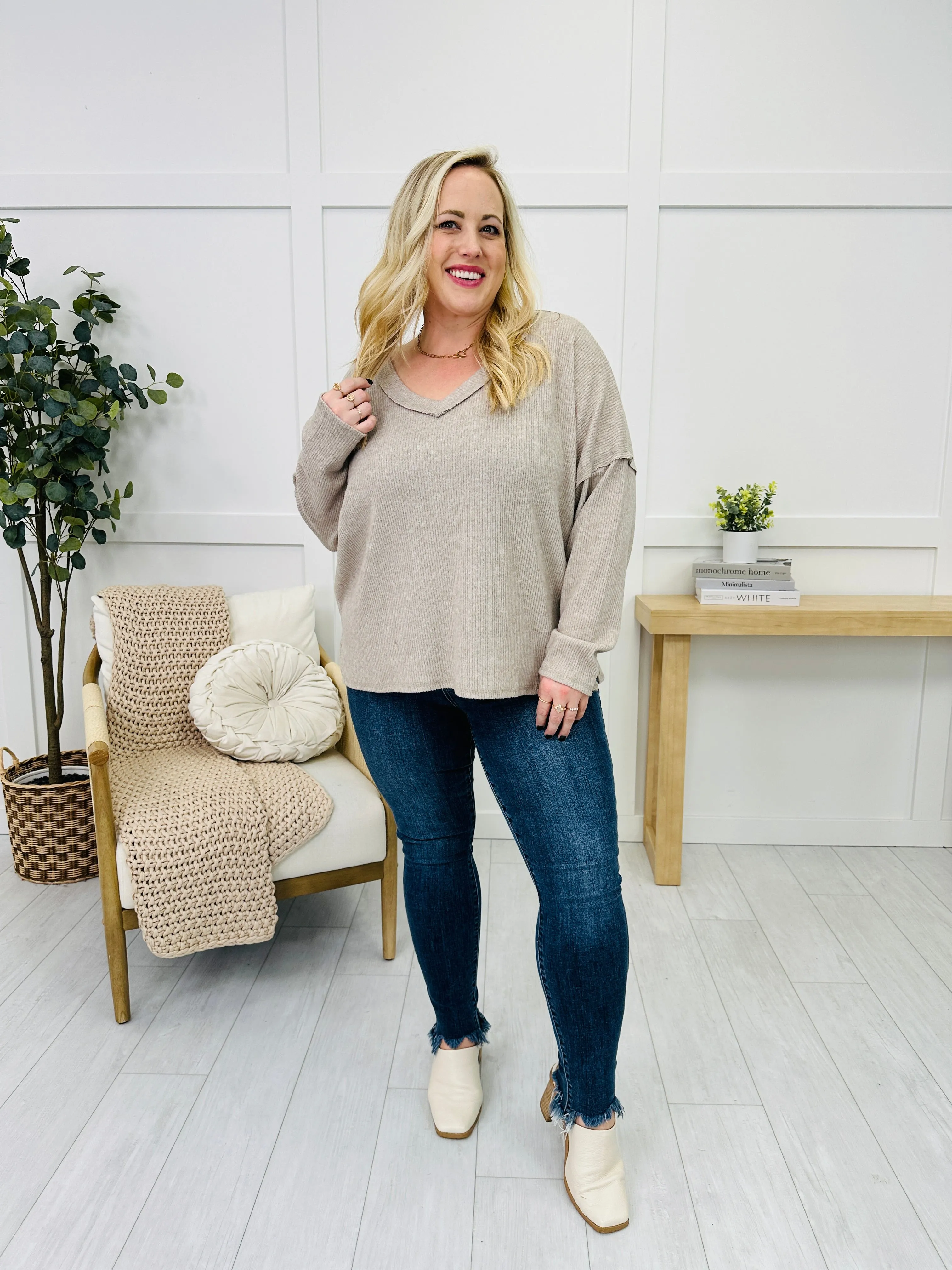 Judy Blue On the Edge Skinny Jeans in Reg/Curvy