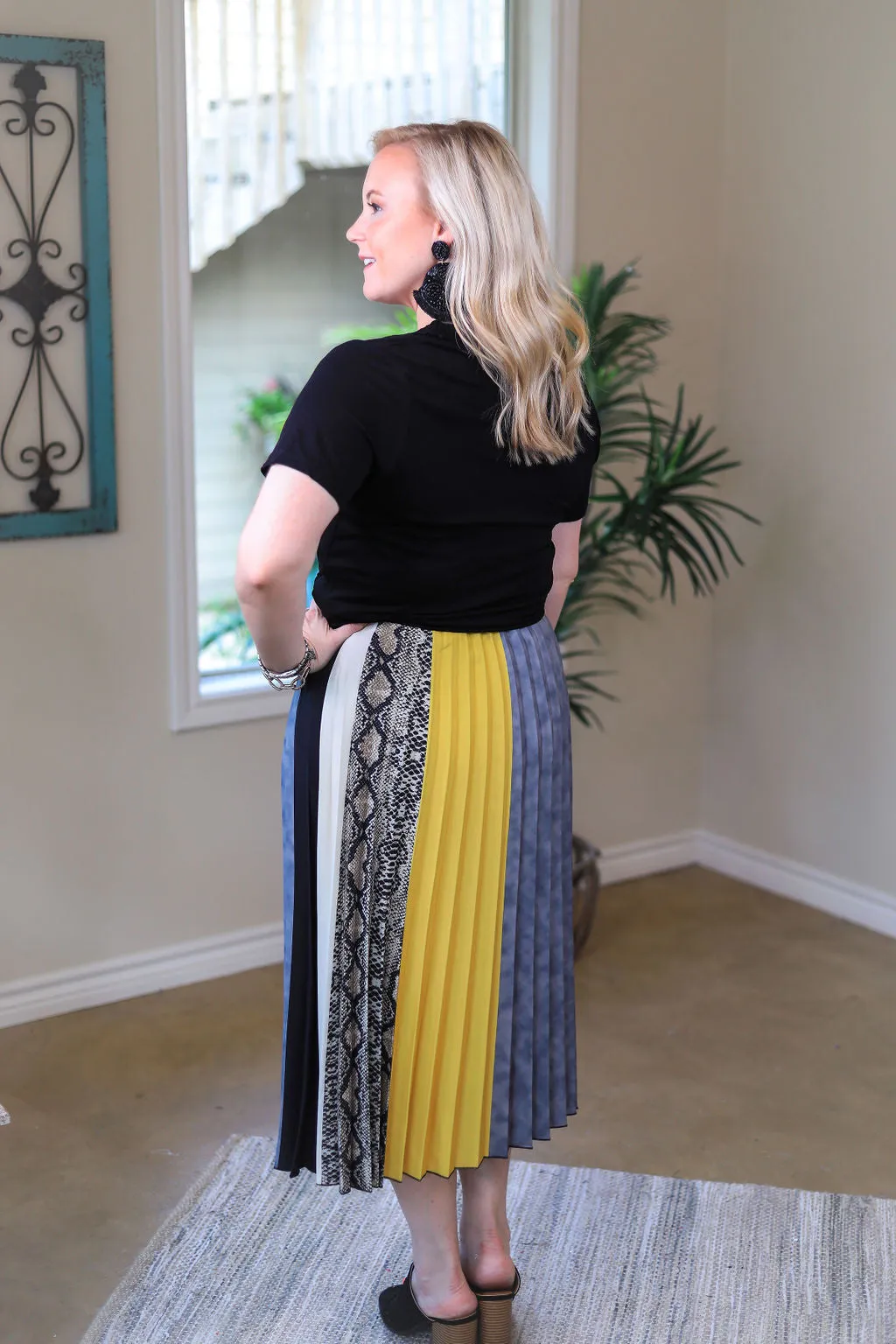 Last Chance Size Medium | Downtown Feels Snake Skin Color Block Pleated Skirt in Mustard Yellow