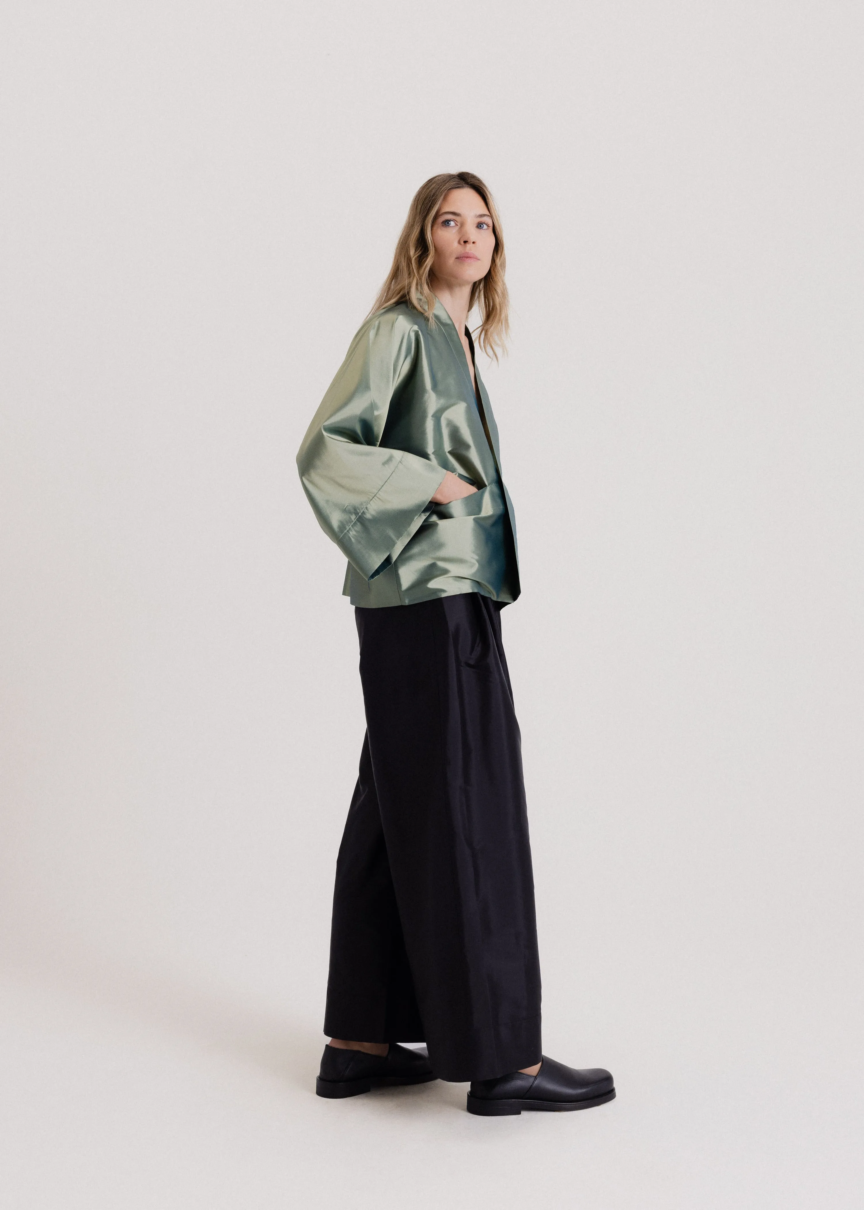 Taffeta Kimono Set in Black and Green Hue