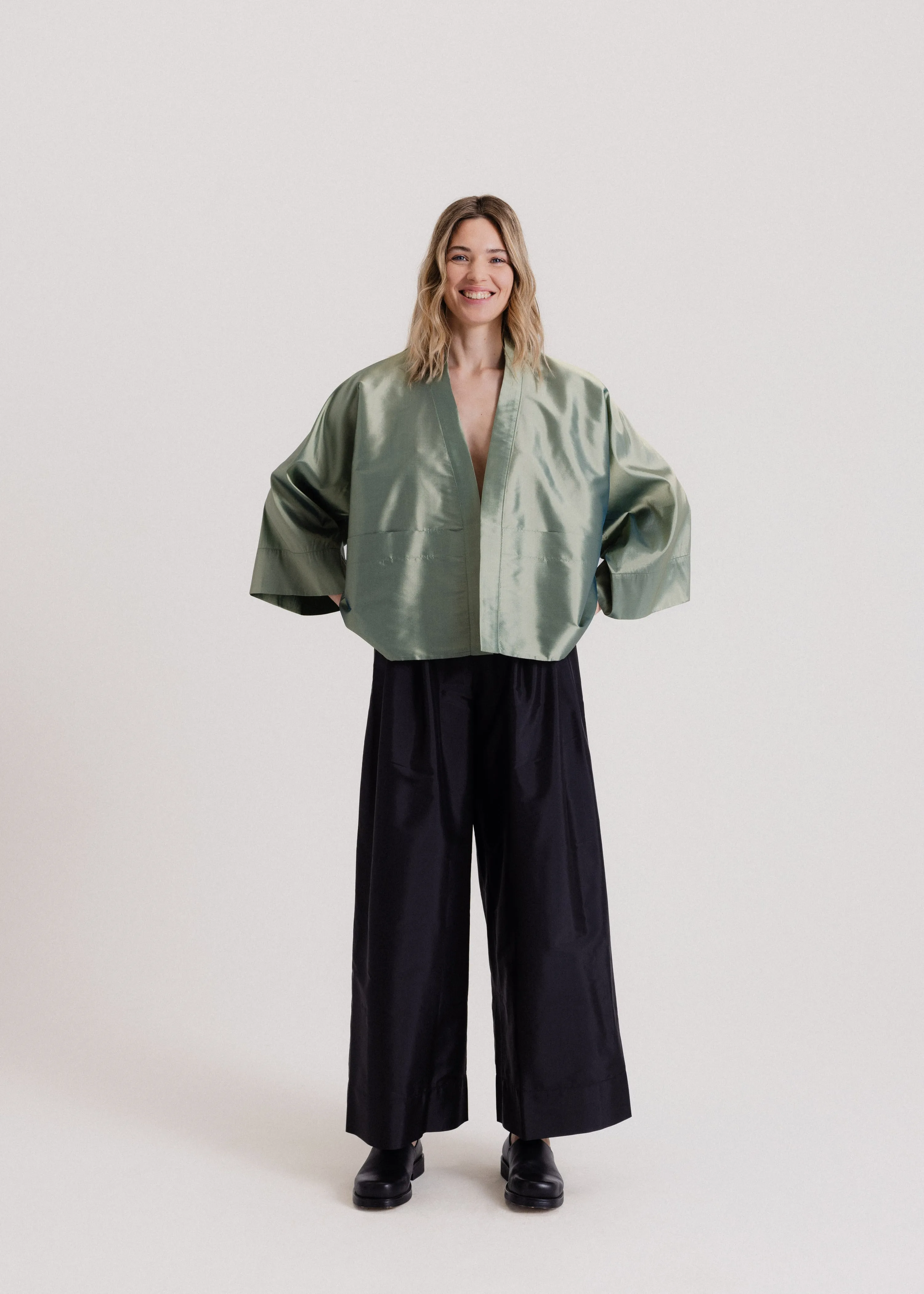 Taffeta Kimono Set in Black and Green Hue