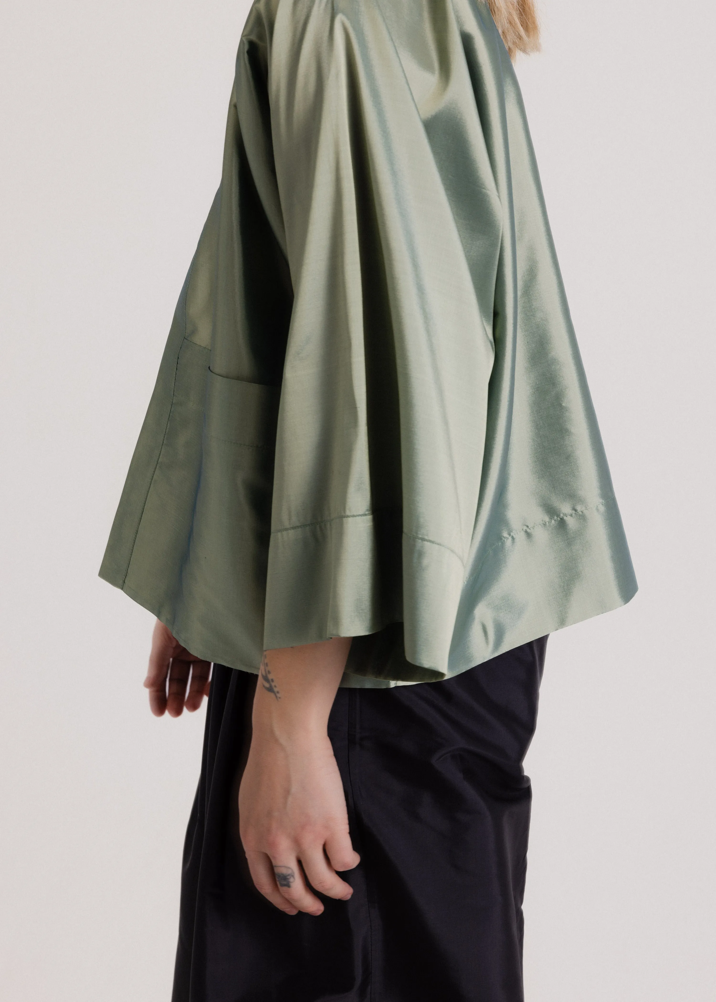 Taffeta Kimono Set in Black and Green Hue