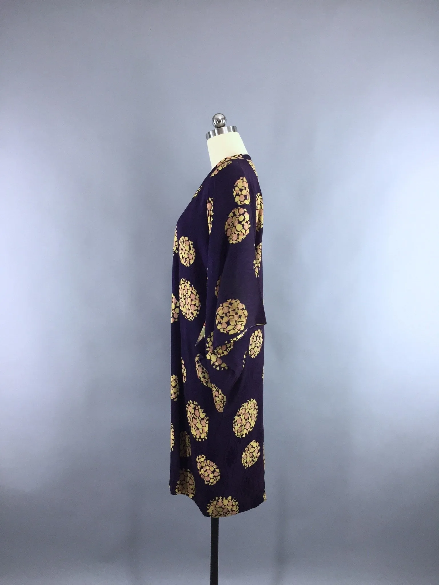 Vintage 1940s Silk Michiyuki /  Dark Purple & Yellow