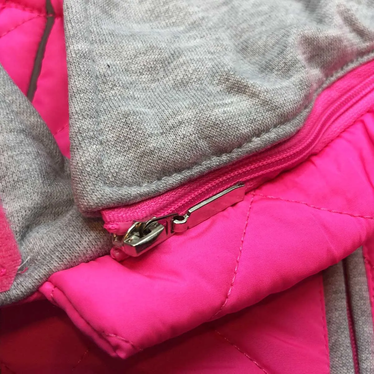 Weekender Sweatshirt Hoodie in Pink